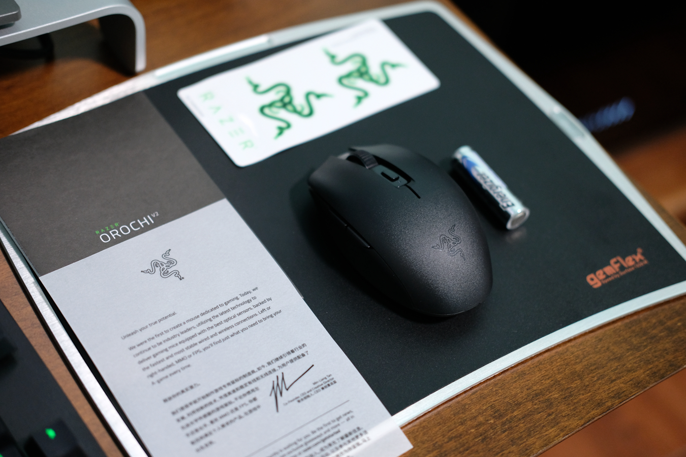 razer雷蛇八岐大蛇无线鼠标,razer雷蛇八岐大蛇电池能用几小时