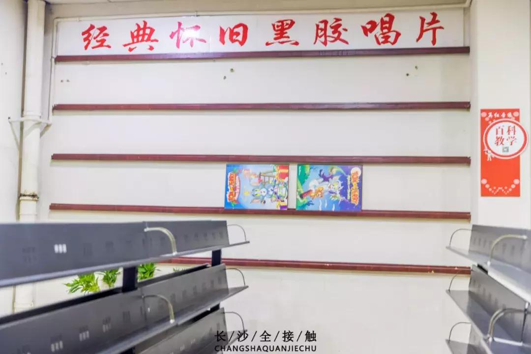 留得住回忆但是留不住人心,留得住的记忆回不去的乡愁