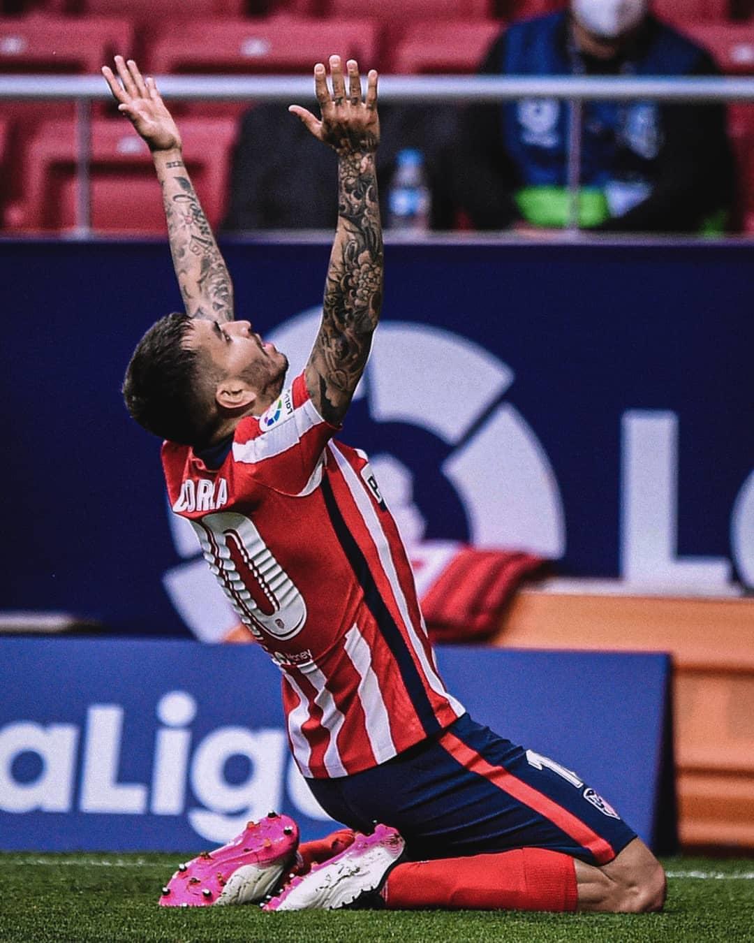 欧洲杯足球图片高清壁纸,床单军团图片