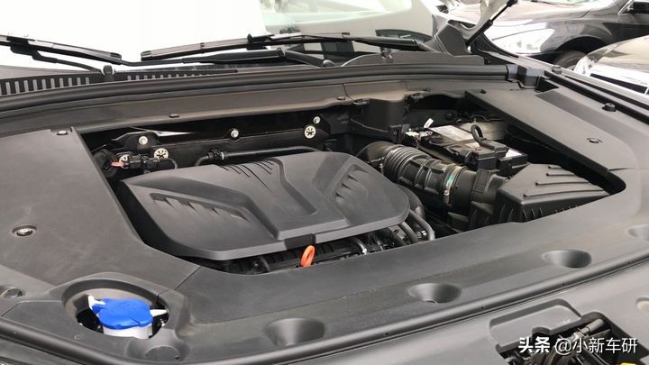 wey摩卡颜宇鹏试驾,wey摩卡最新试驾视频