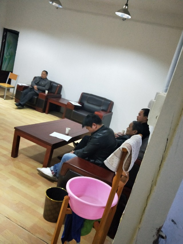 淅川县滔河乡小召开六年级试卷分析座谈会