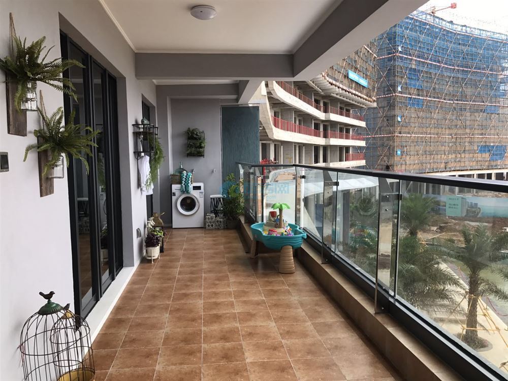 日月湾和融创日月湾去哪个好,融创日月岛怎么样