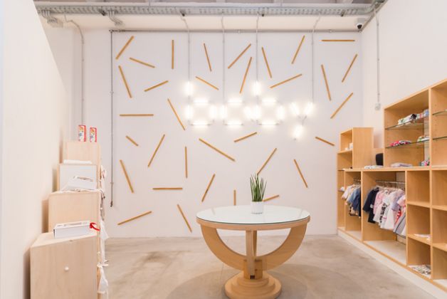 85、90后的妈妈最爱带孩子逛的童装店竟然是这样？