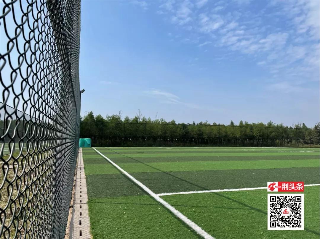 荆州室内足球场,荆州可以玩沙的足球场