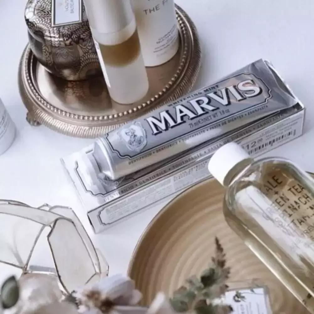 欧阳娜娜擦的药膏,欧阳娜娜擦什么药膏