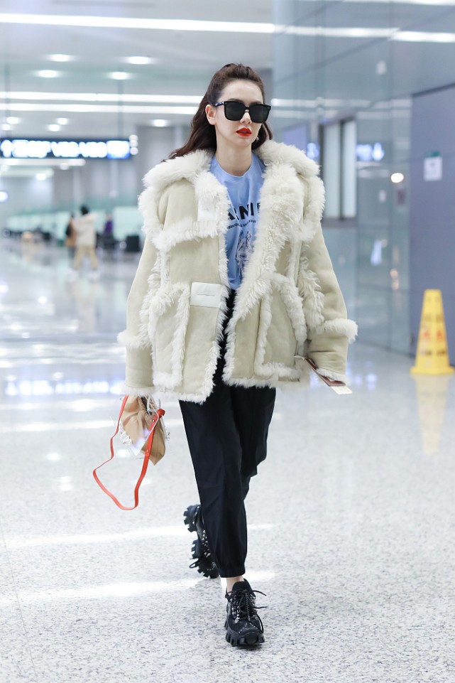 戚薇的穿搭接地气,戚薇和韩国老公