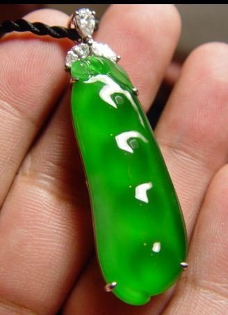 缅甸翡翠玉的鉴别方法,缅甸翡翠怎么判断好坏