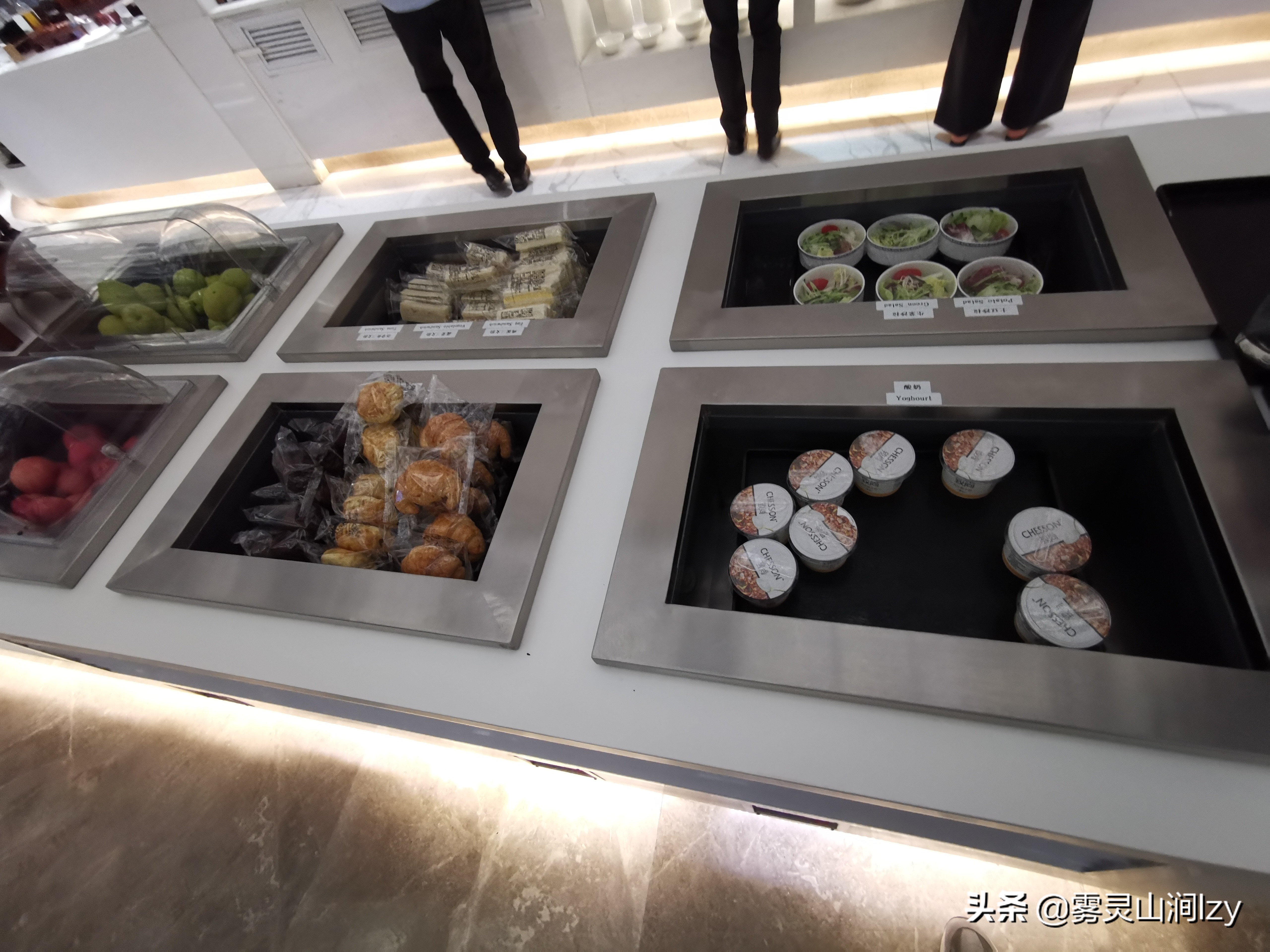 白云机场南航明珠贵宾休息室攻略,广州白云机场头等舱候机室