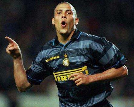 c罗是足坛史上最被高估的人,足坛最难破的10大纪录c罗