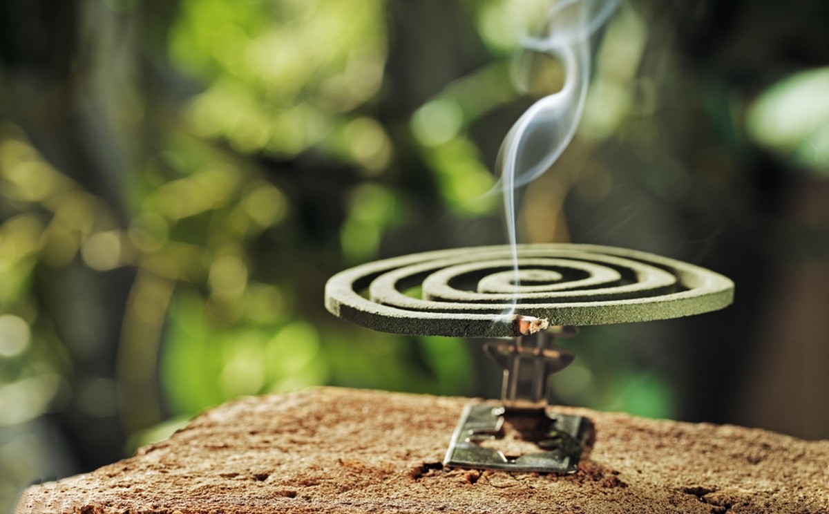 蚊子咬了宝宝能涂花露水吗,蚊子咬了宝宝的手可以涂花露水吗