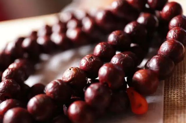 凤眼菩提眼睛有凸有凹,凤眼菩提眼睛发黑