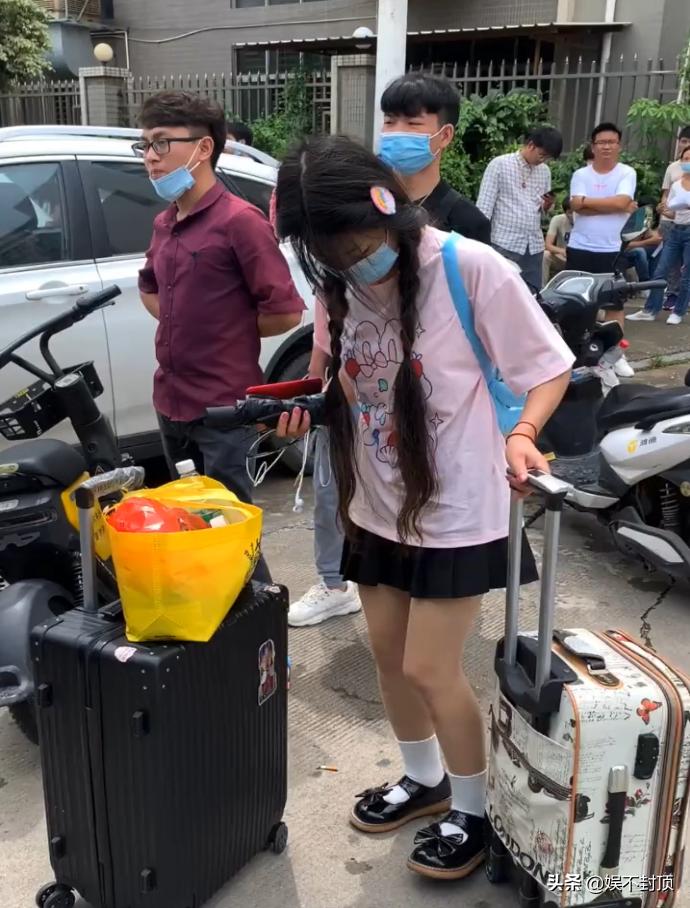 2400人电子厂,一千多人电子厂招工