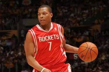 考神十字韧带撕裂不是末日，细数NBA饱受十字韧带折磨的球星