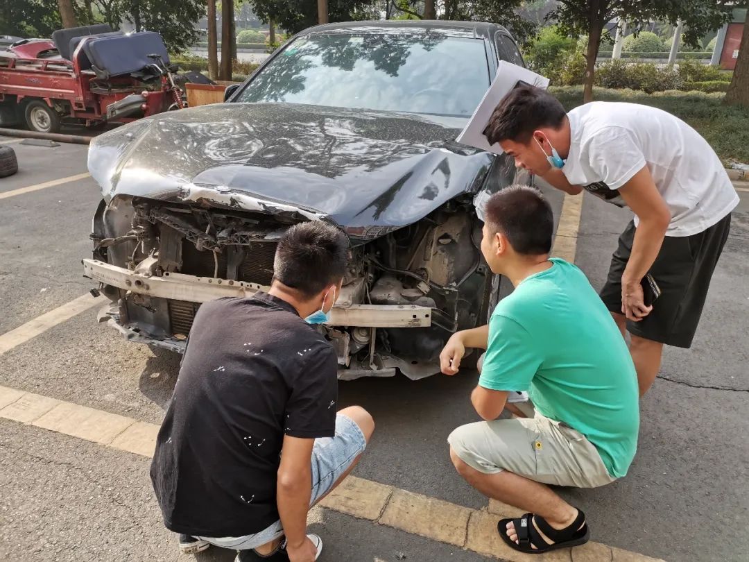 从此，江湖上又多了一帮二手车兄弟