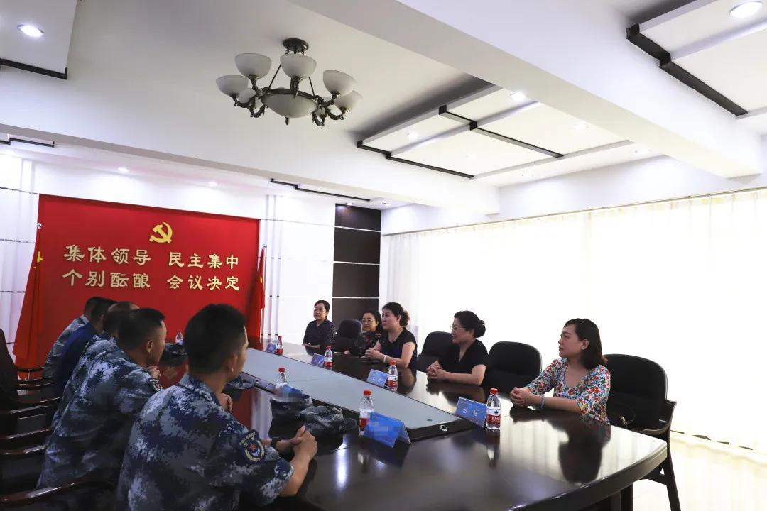 八一慰问送关怀向最可爱的人致敬,八一慰问送真情双拥情谊暖人心