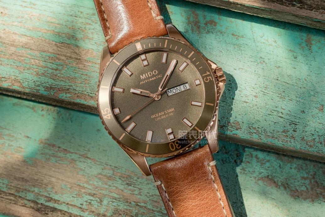 现在买一块全新的绿水鬼得多少钱,5万块的绿水鬼