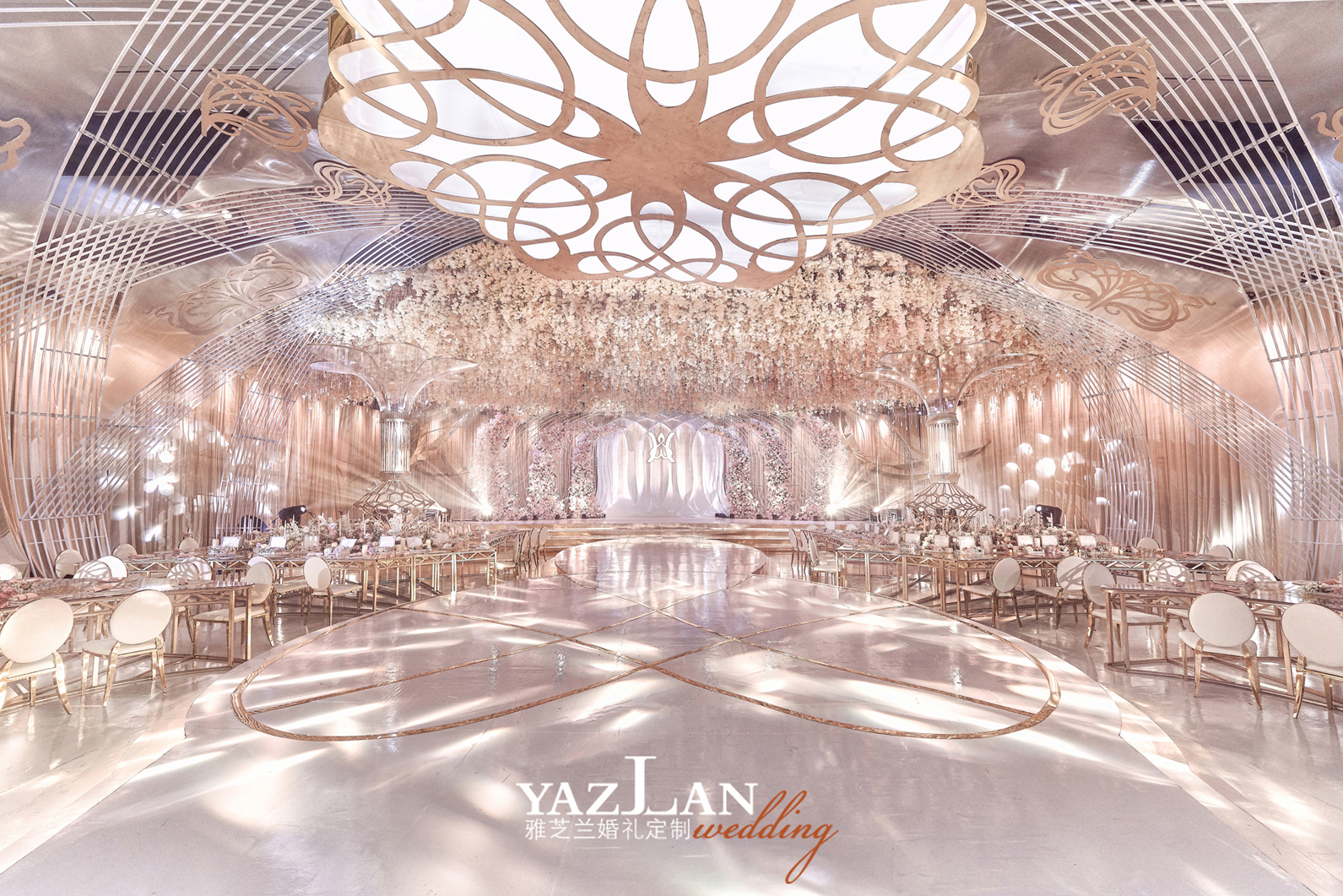 百万级婚礼现场中式,顶级西式婚礼教堂