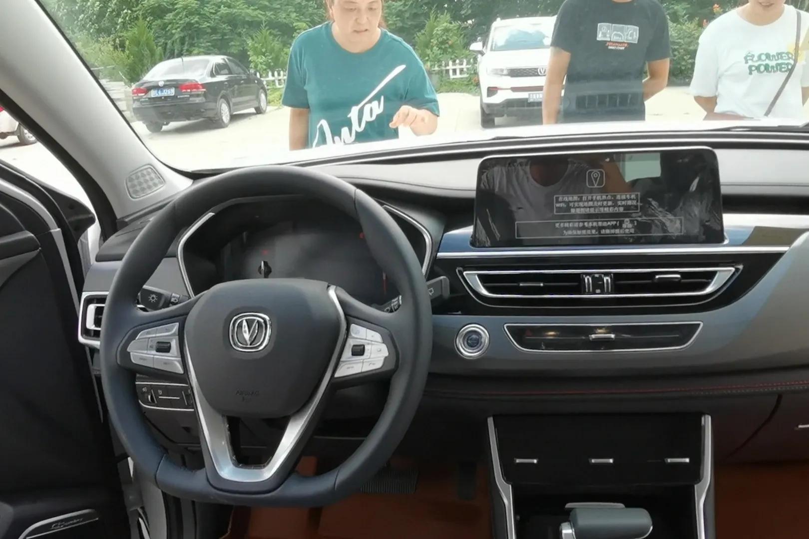 捷达vs5跟长安cs75谁值得购买,捷达vs5与长安cs75哪个更好