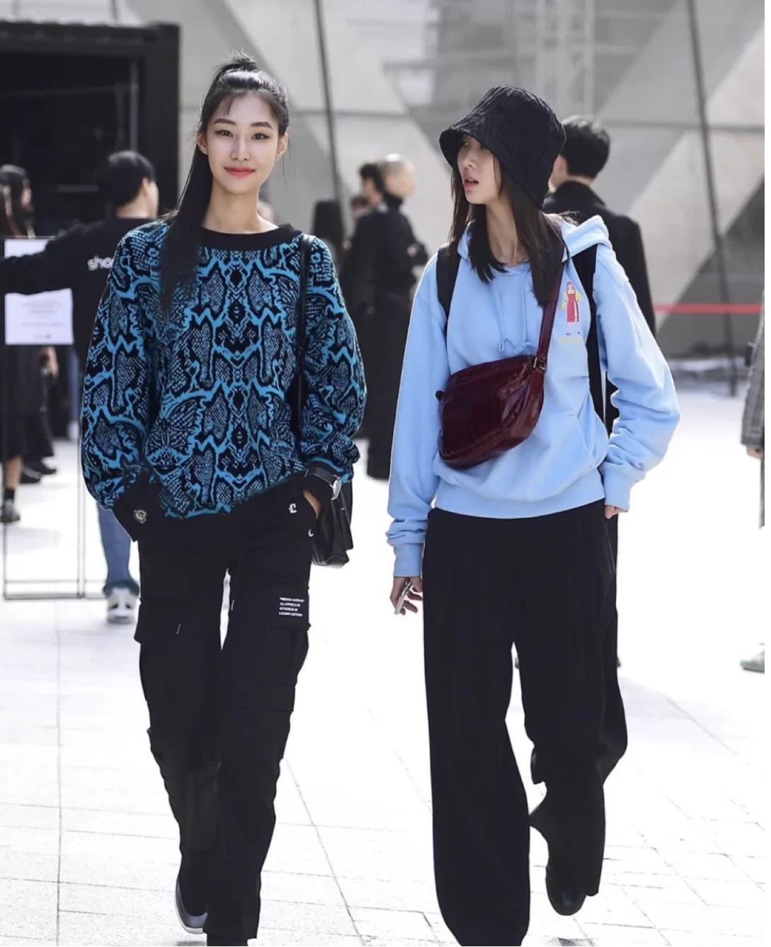 穿搭韩国小姐姐日常穿搭look,来看看韩国小姐姐穿搭