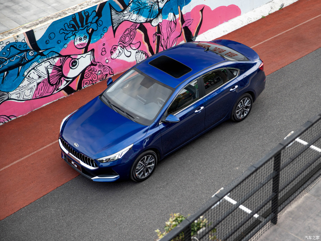 起亚k3和经典轩逸哪个更值得入手,轩逸和起亚k3变速箱哪个耐用