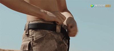 李现有没有腹肌,李现的真腹肌