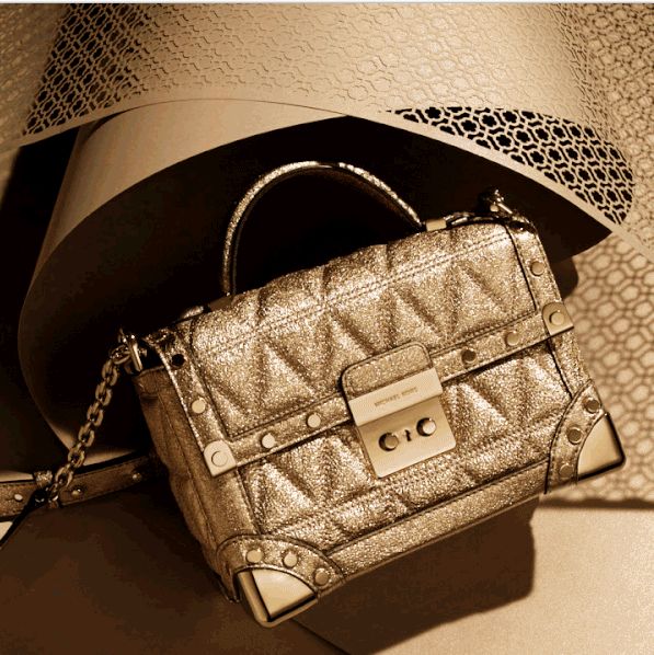 女生第一只轻奢包该买哪个牌子,第一只千元轻奢包怎么选