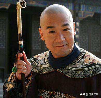 不让抽烟公报私仇,禁烟花为啥不禁止吸烟