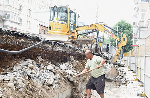 丹东新闻今日头条,丹东新闻七点半