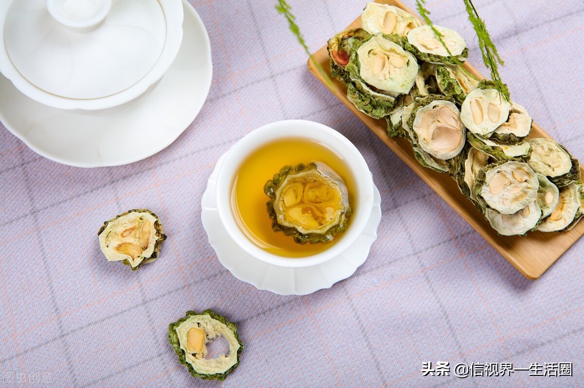 炎热的夏天喝点柠檬茶真是爽,夏天清热的苦茶