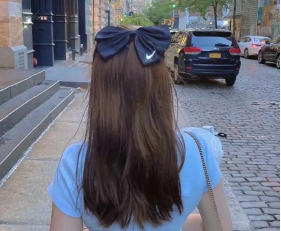 耐克蝴蝶结最早多少钱,吐槽耐克蝴蝶结