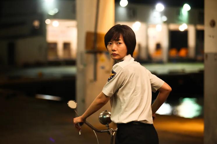 *恋虐**女警和被虐女孩，谁才是怪物