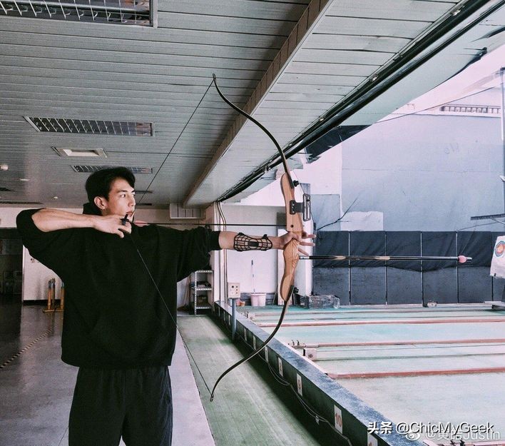 萧亚轩有过多少个鲜肉男友,出道20年交15位男友