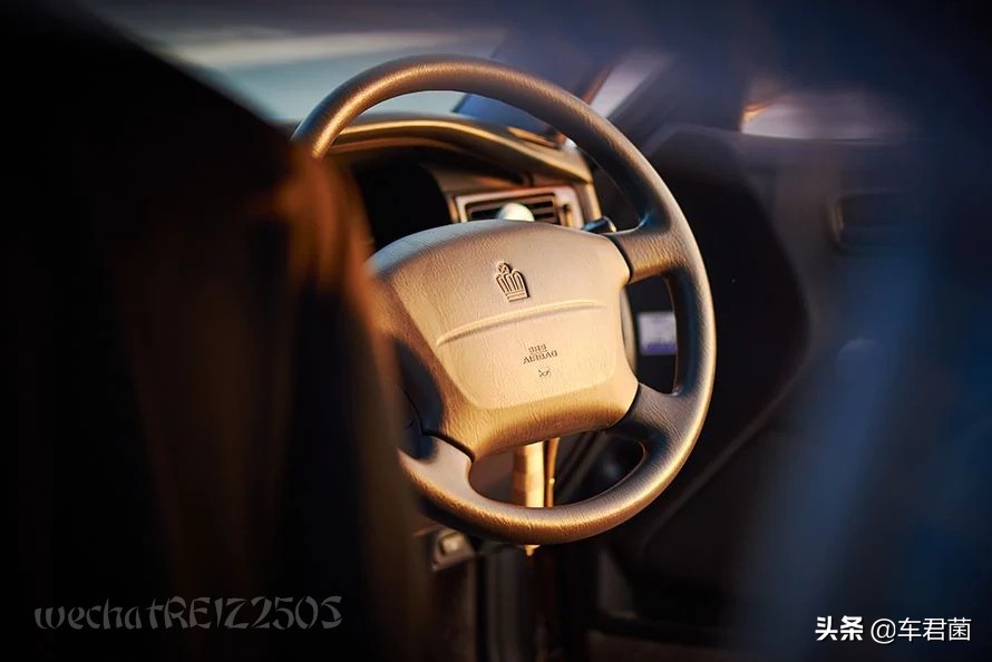 情怀皇冠老车经典语录,情怀老车06年皇冠