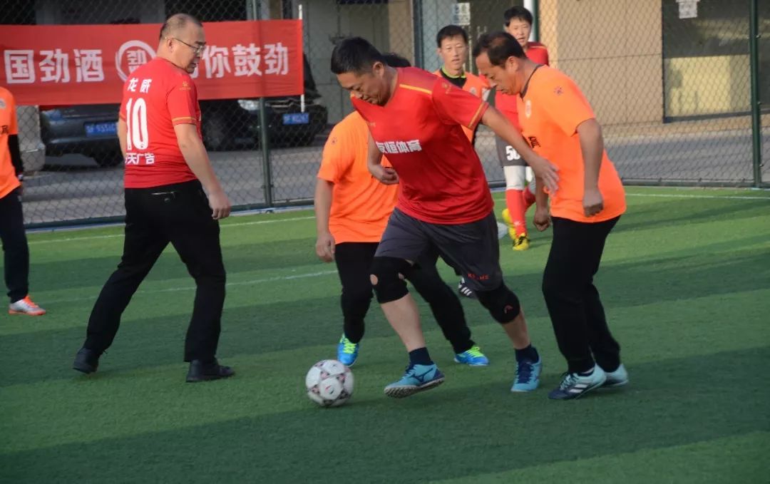 久违的球赛,久违了拔河比赛