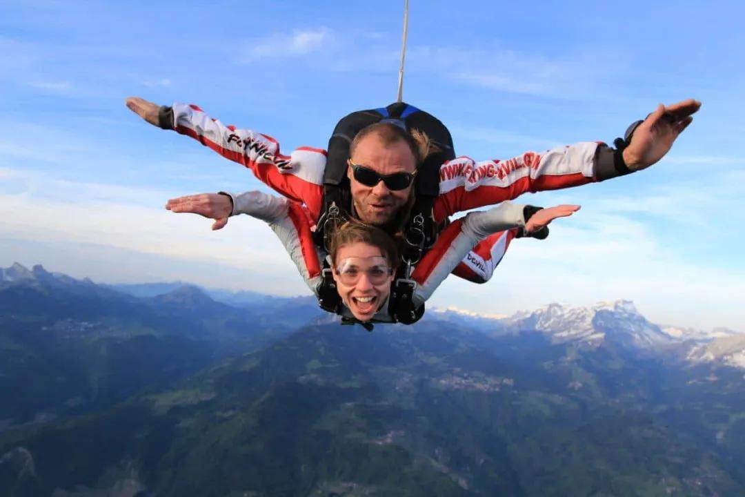 贵族学校学生的奢侈生活,贵族学校真实生活合集