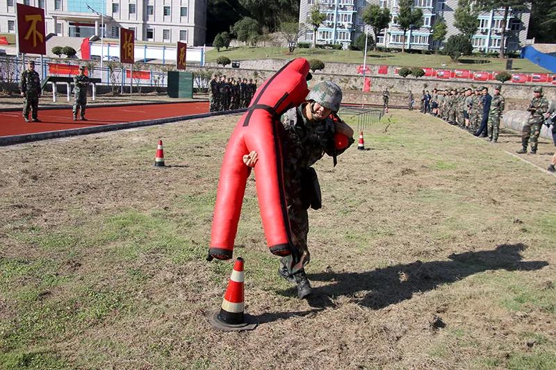 燃爆全场这场军体运动会血性十足,满屏热血军体运动会燃爆金秋