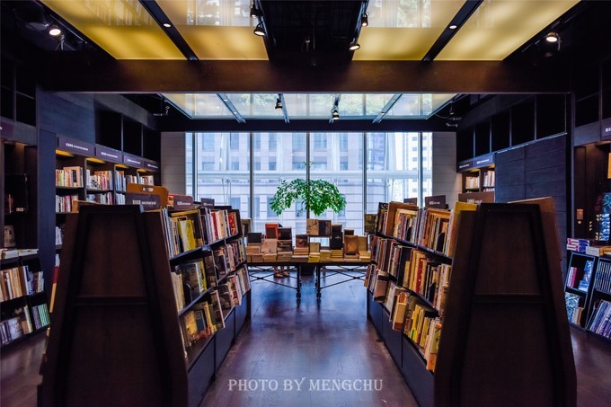 台湾诚品书店值得看吗,台北诚品书店哪个最美