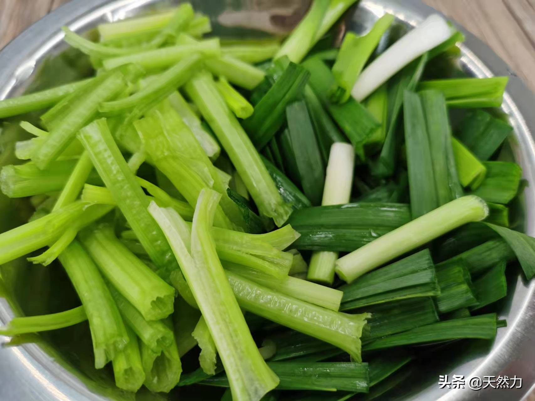 干锅鸭正宗做法,干锅鸭正宗的做法