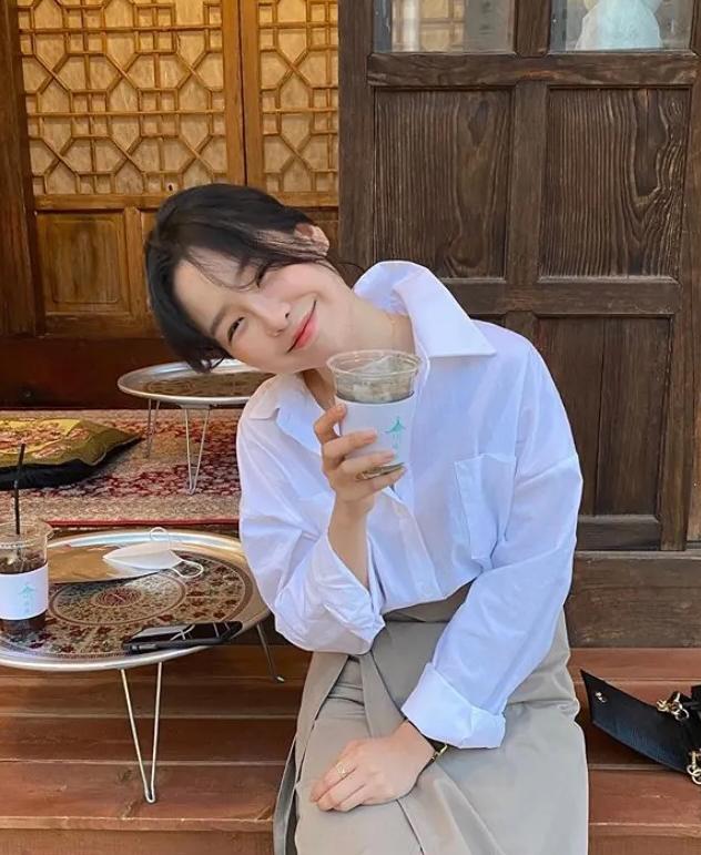 喜欢买衣服的女人最漂亮,喜欢买衣服的女人视频