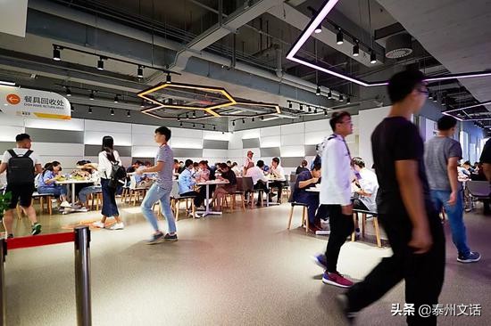 大公司食堂探秘：京东美食城、阿里未来餐厅、网易“猪厂”