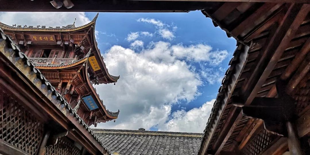 最值得去的10个国外旅行地,国内最值得去的二十个城市