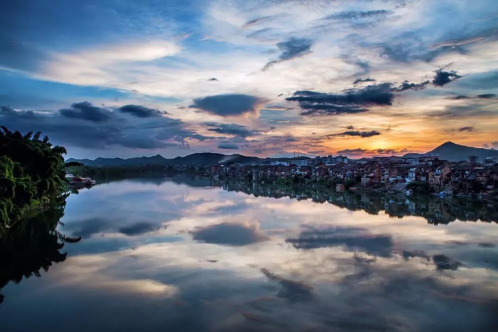春节梅州自驾游十大景点推荐,梅州国庆夜景景点大全