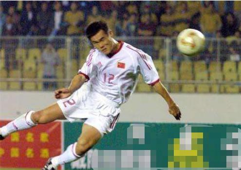 “我就是这一块独一无二的好料”：足球少年追梦受阻背后