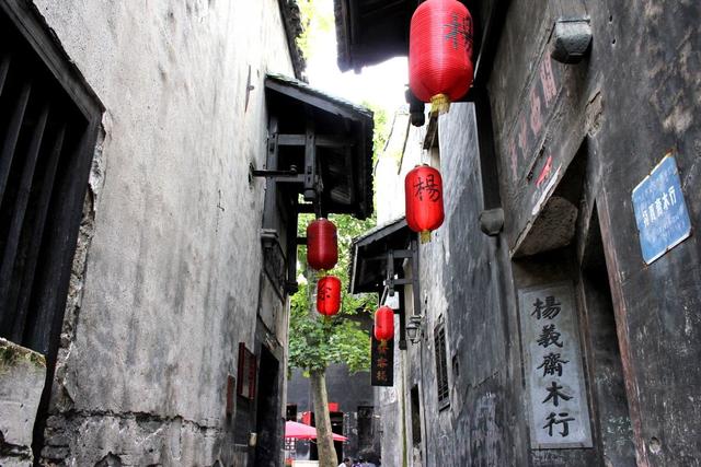 黔阳古城和洪江古商城区别,洪江古商城是黔城古城吗