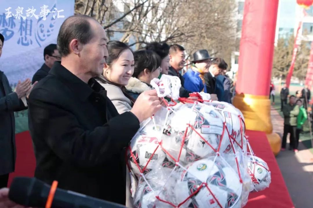 玉泉故事汇|玉泉区有这样一位把家长“说哭”的女校长