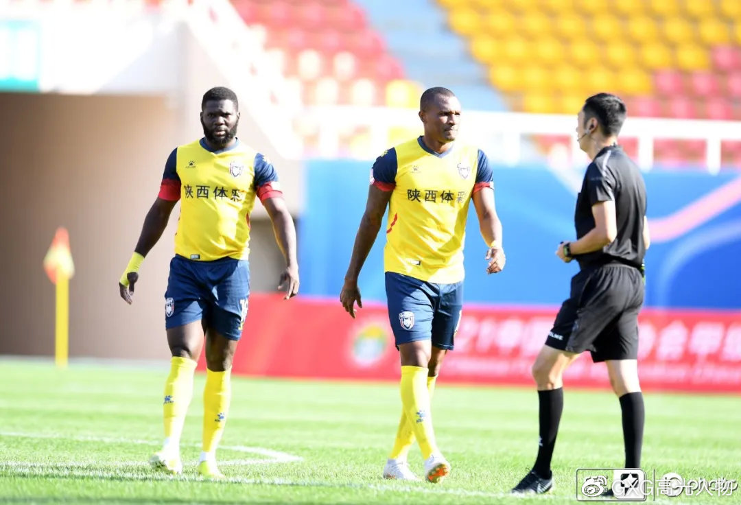 西北狼vs北美灰狼,西北狼vs西伯利亚狼