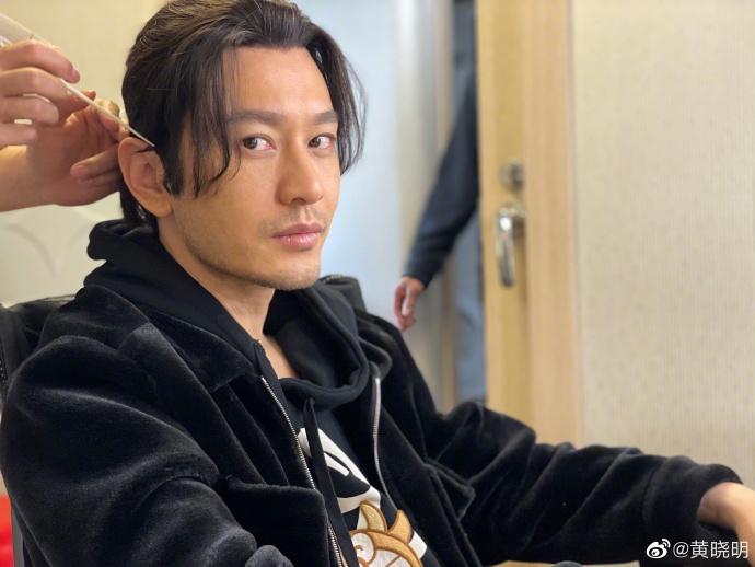 黄晓明减肥一个月都吃了什么,黄晓明瘦20斤后晒减肥菜单