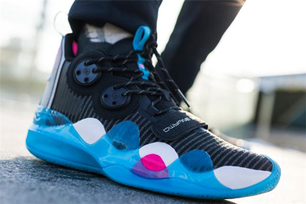 李宁韦德之道9设计师,李宁新出的板鞋韦德上脚