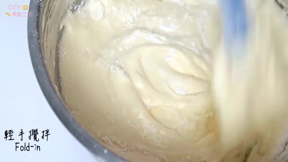 「烘焙教程」只要家中有电饭煲，就能做蛋糕哦！最简单的蛋糕做法