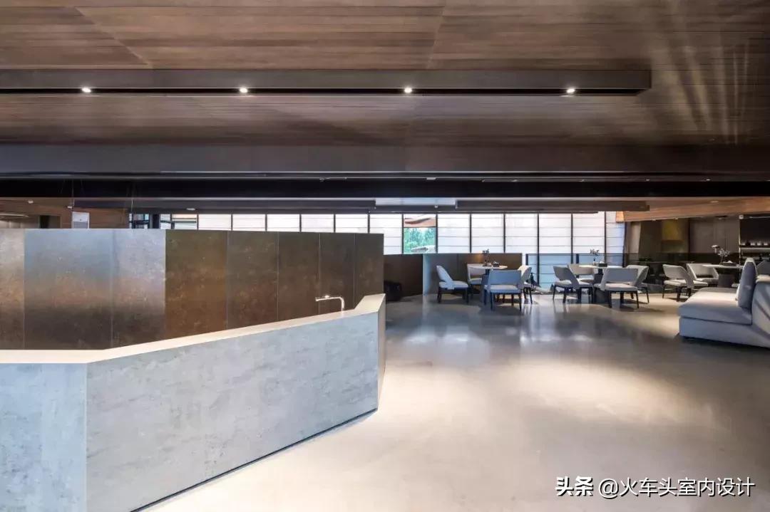 仿古夯土墙效果图大全,现代夯土墙建造的别墅